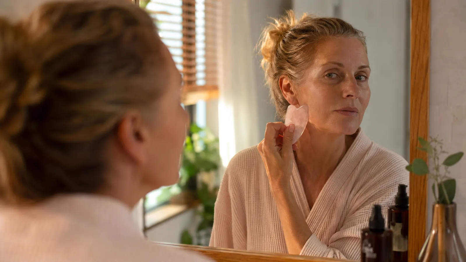 The 5 Minute Habit That Replaced My Facials